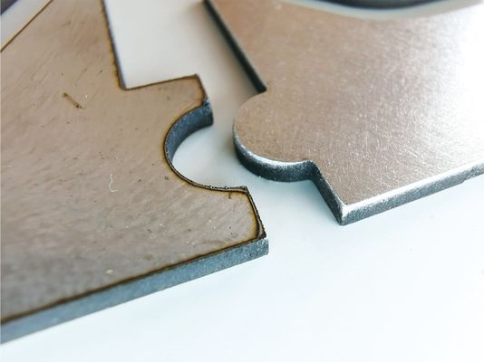 YZ1300 macchina automatica per la debburring di lamiere di metallo per parti di taglio laser