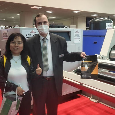 EJON W40 Il più alto livello automatico per la produzione di cartelloni in acciaio inossidabile
