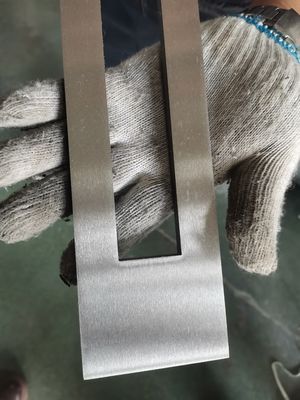Ejon YZ400 macchina di deslagging per il taglio e lo stampaggio a laser