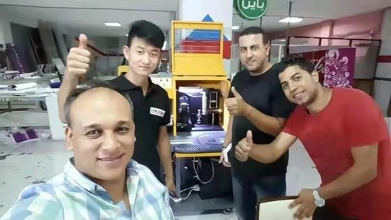 La macchina per piegare i rulli La scelta ideale per le lettere di segnaletica a neon LED convenienti