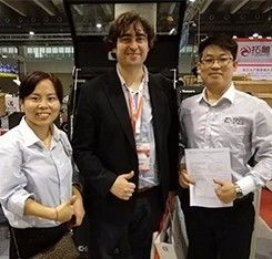 Macchina di taglio laser a fibra di metallo CNC 1500W con funzionamento a onde continue